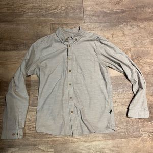 Men’s long sleeved bluff side shirt
